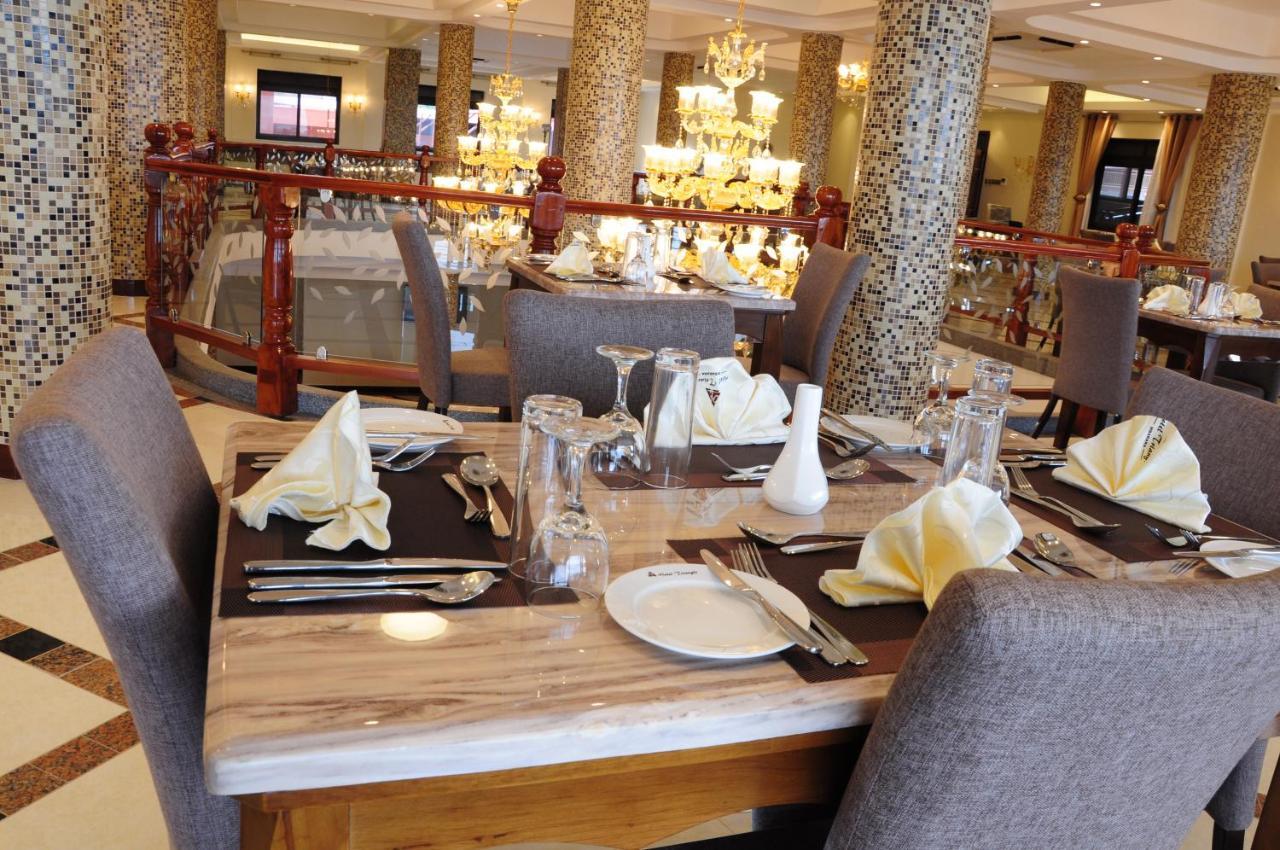 Hotel Triangle Mbarara Buitenkant foto