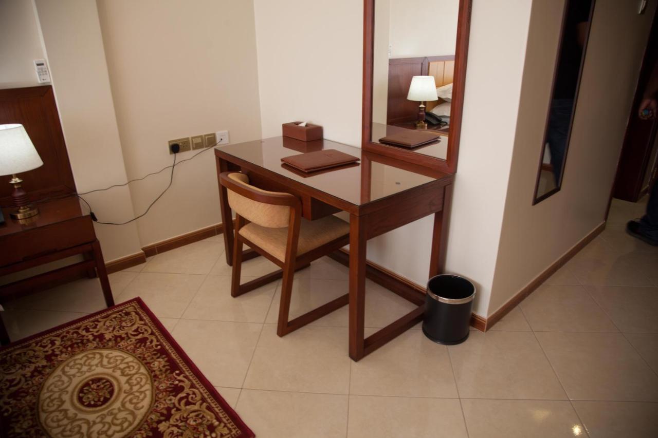 Hotel Triangle Mbarara Buitenkant foto